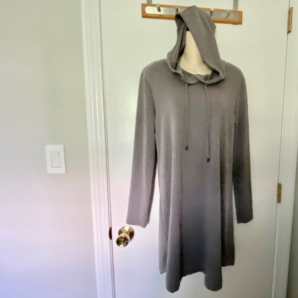 Cable & Gauge Grey Hot Cocodile Embossed Print Whimsigoth Grunge Textured Hood…